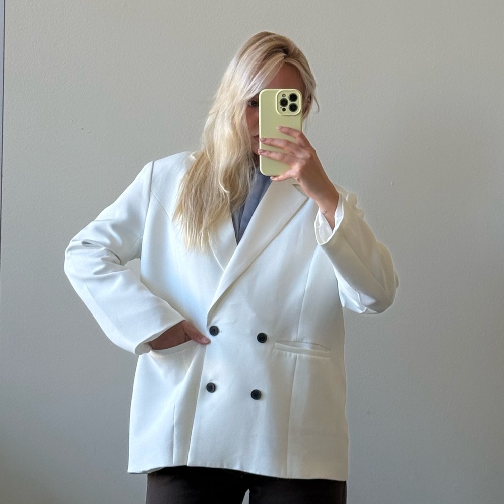 White Oversized Blazer Lioness